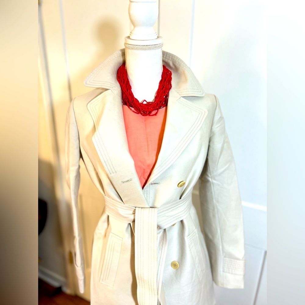 ✨BCBGMaxAzria Collection✨ Cotton silk blend outerwear / coat